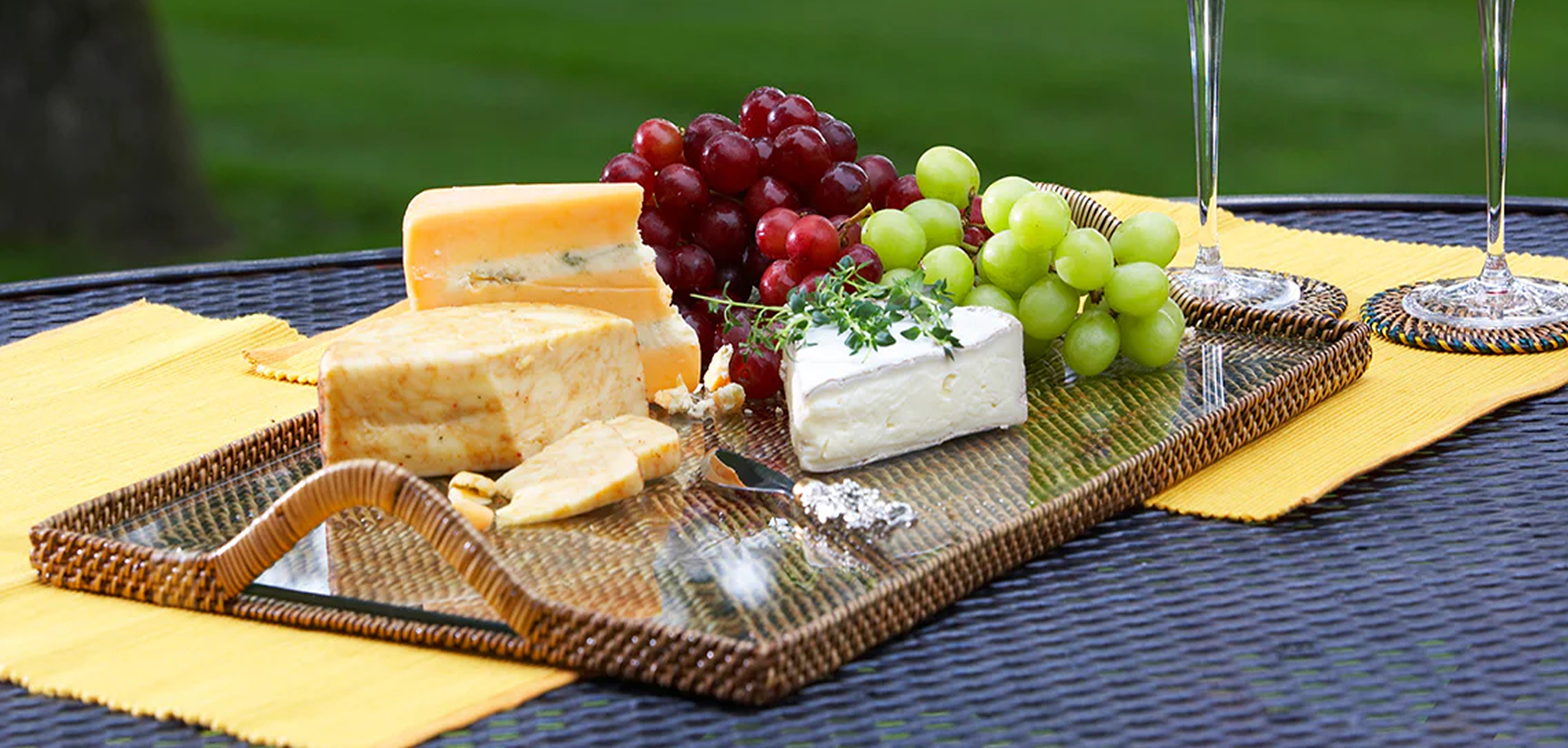 Tray with cheese and grapes