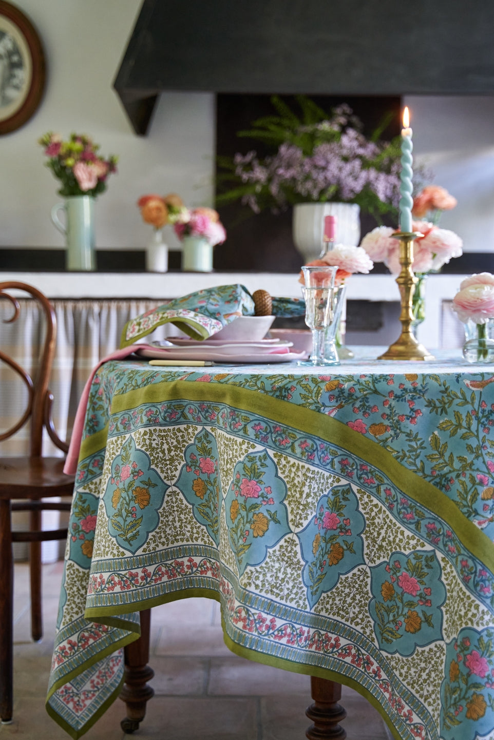 Giverny Multi | French Tablecloth 71"x106"