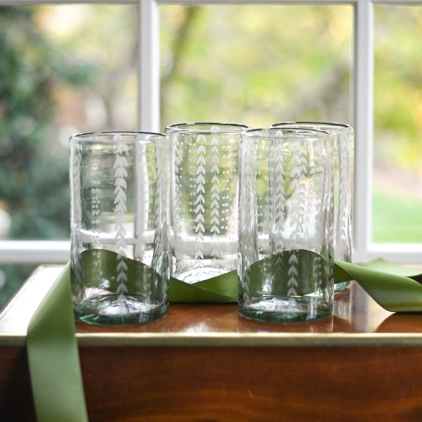 Signature 7 Water Glass
