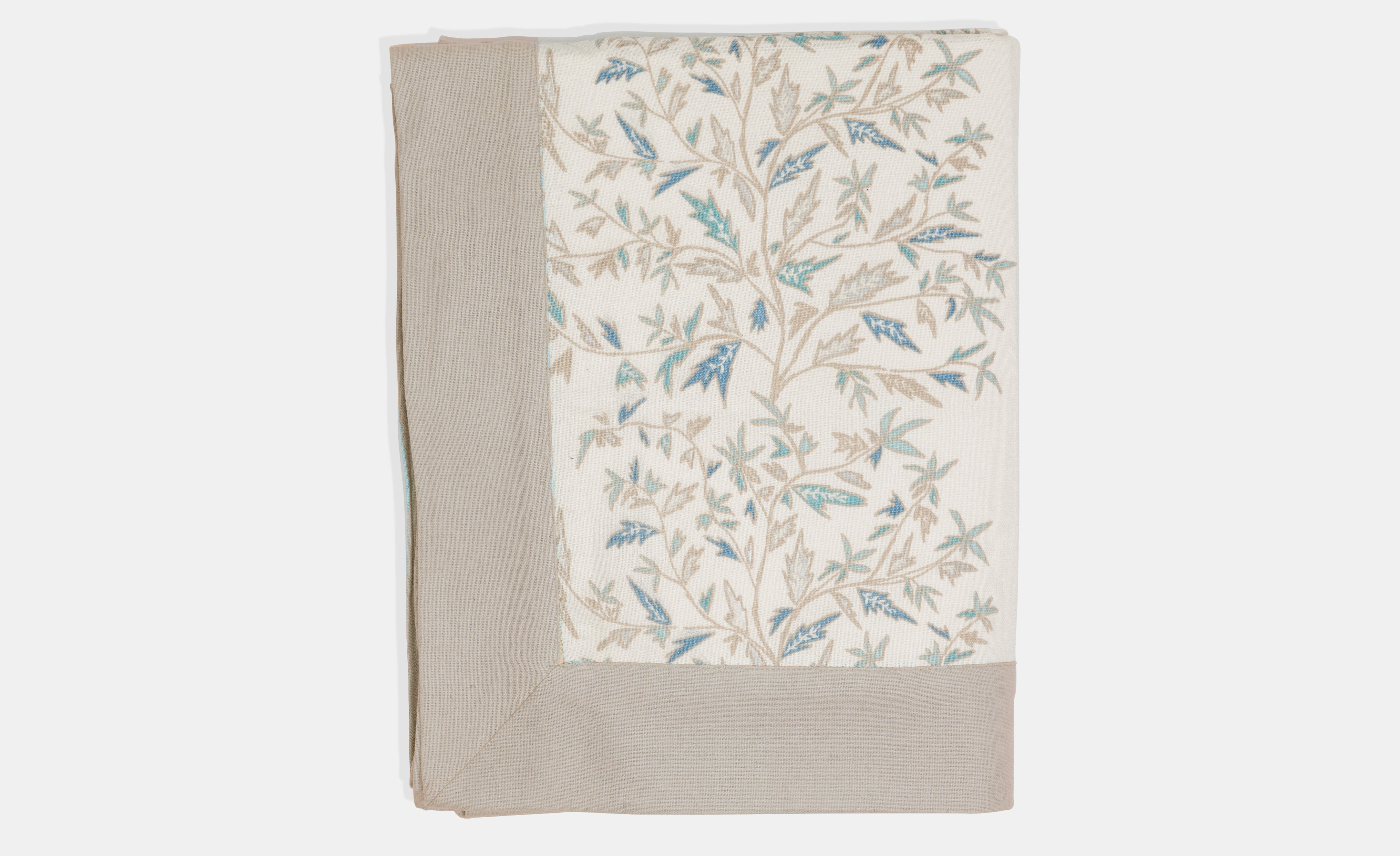 Holly Vine Tablecloth