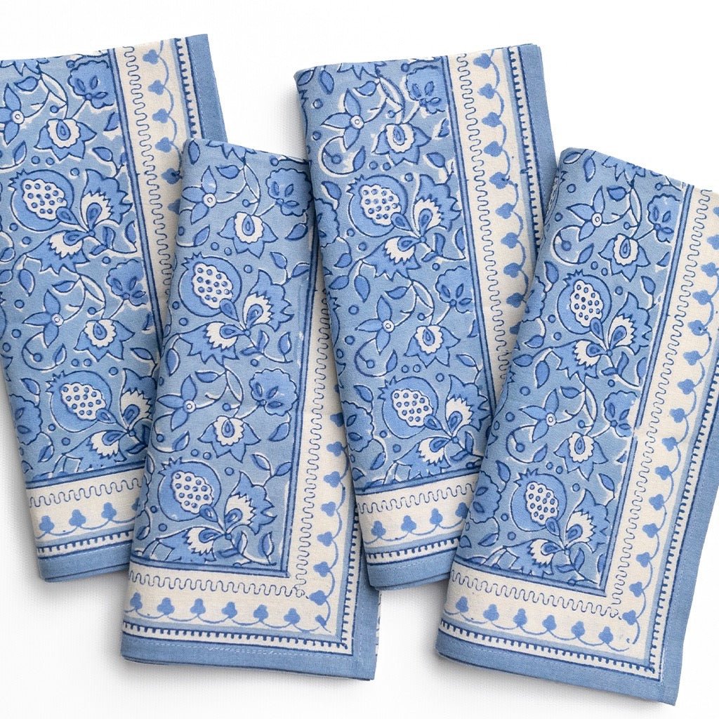Pom Fan Flower Blue & White Napkins Set/4