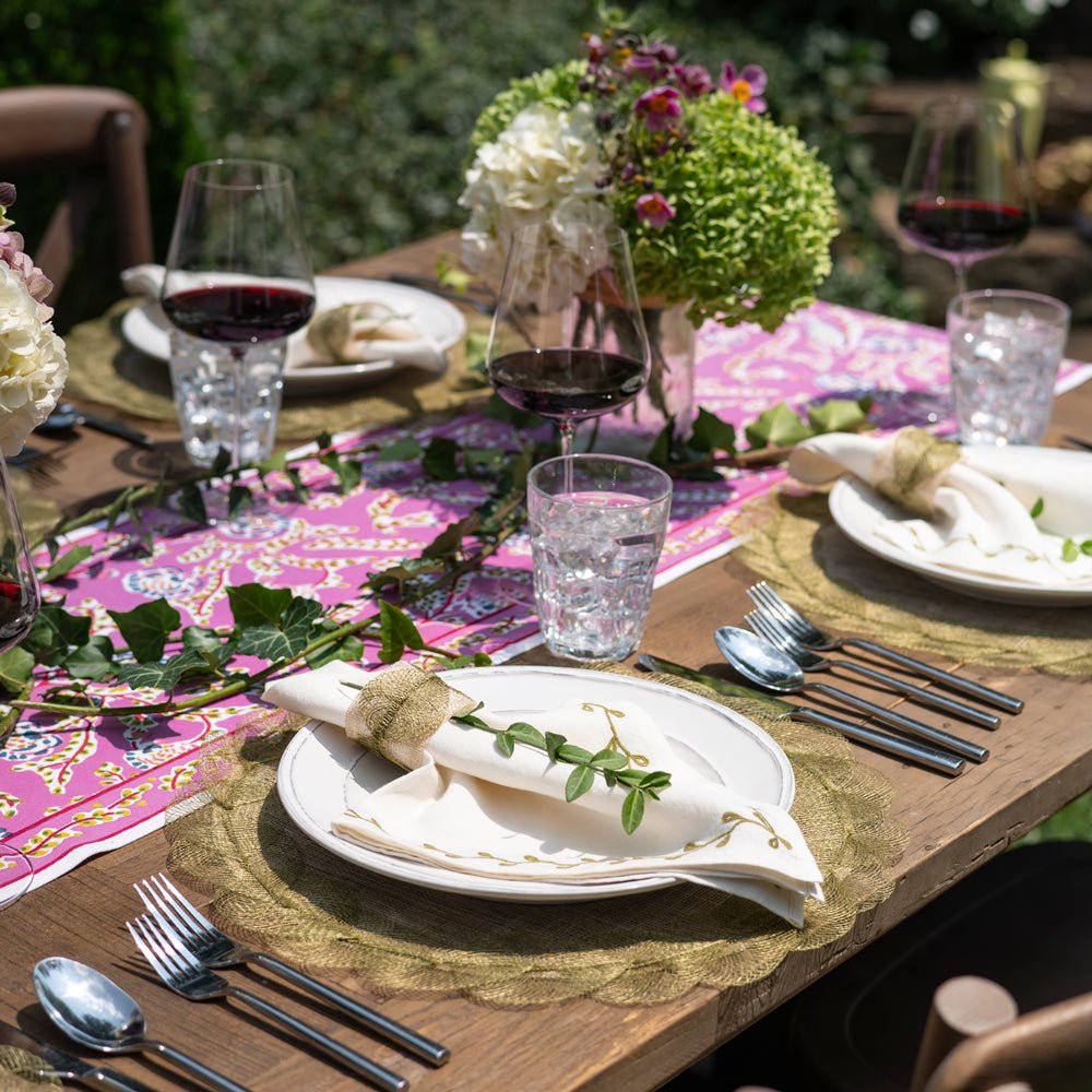 Twig & Bud Moss Embroidered Linen Napkin | Set of 4