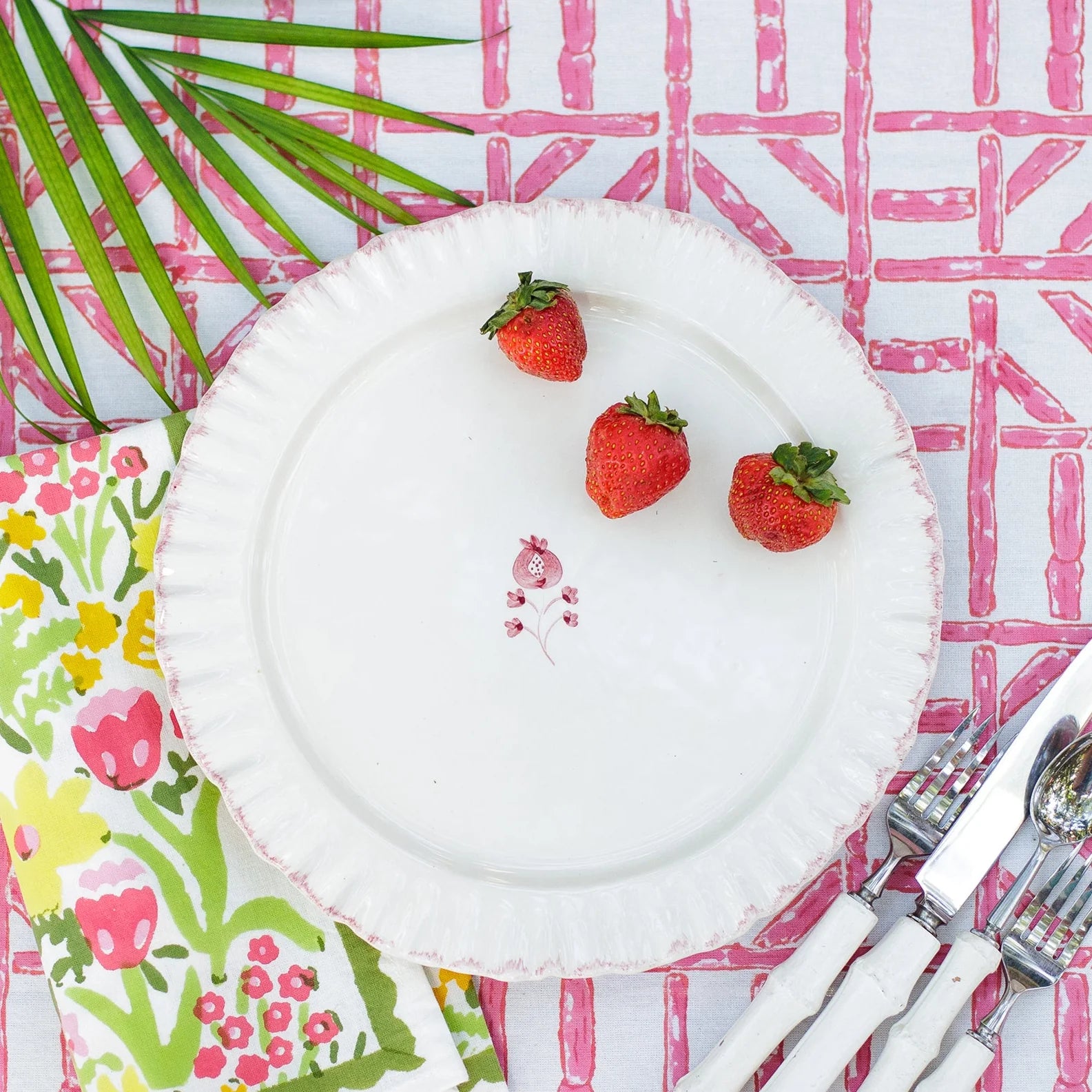 Ruffled Dinner Plate—Set of 2