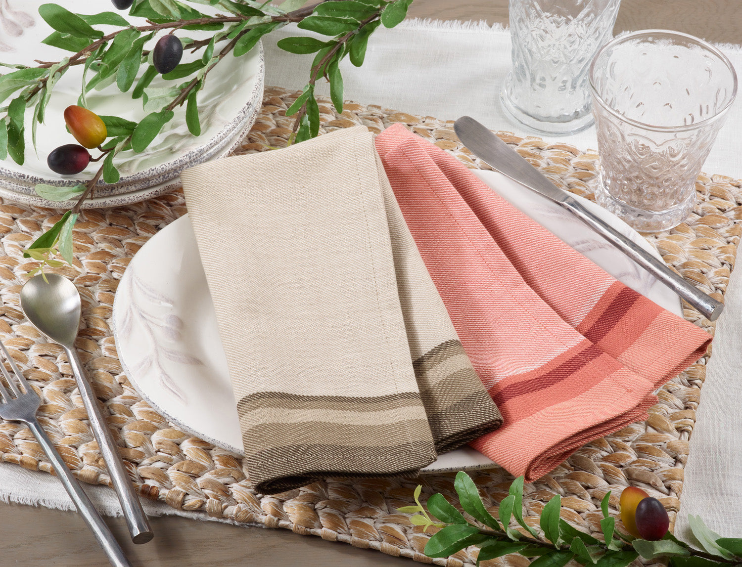Striped Border Napkins Set 4