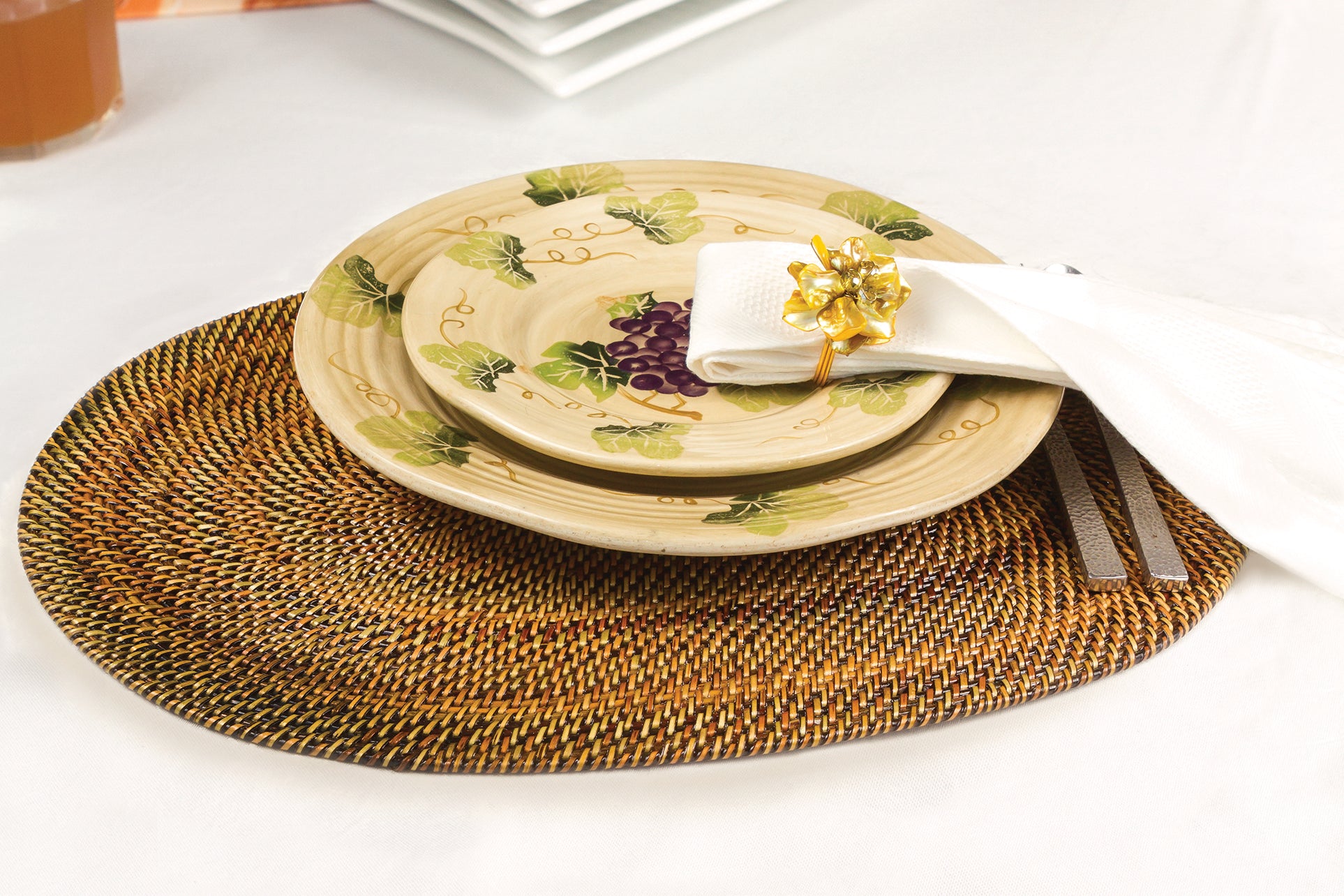 Oval Placemat 18" x 13", Set of 4 pcs