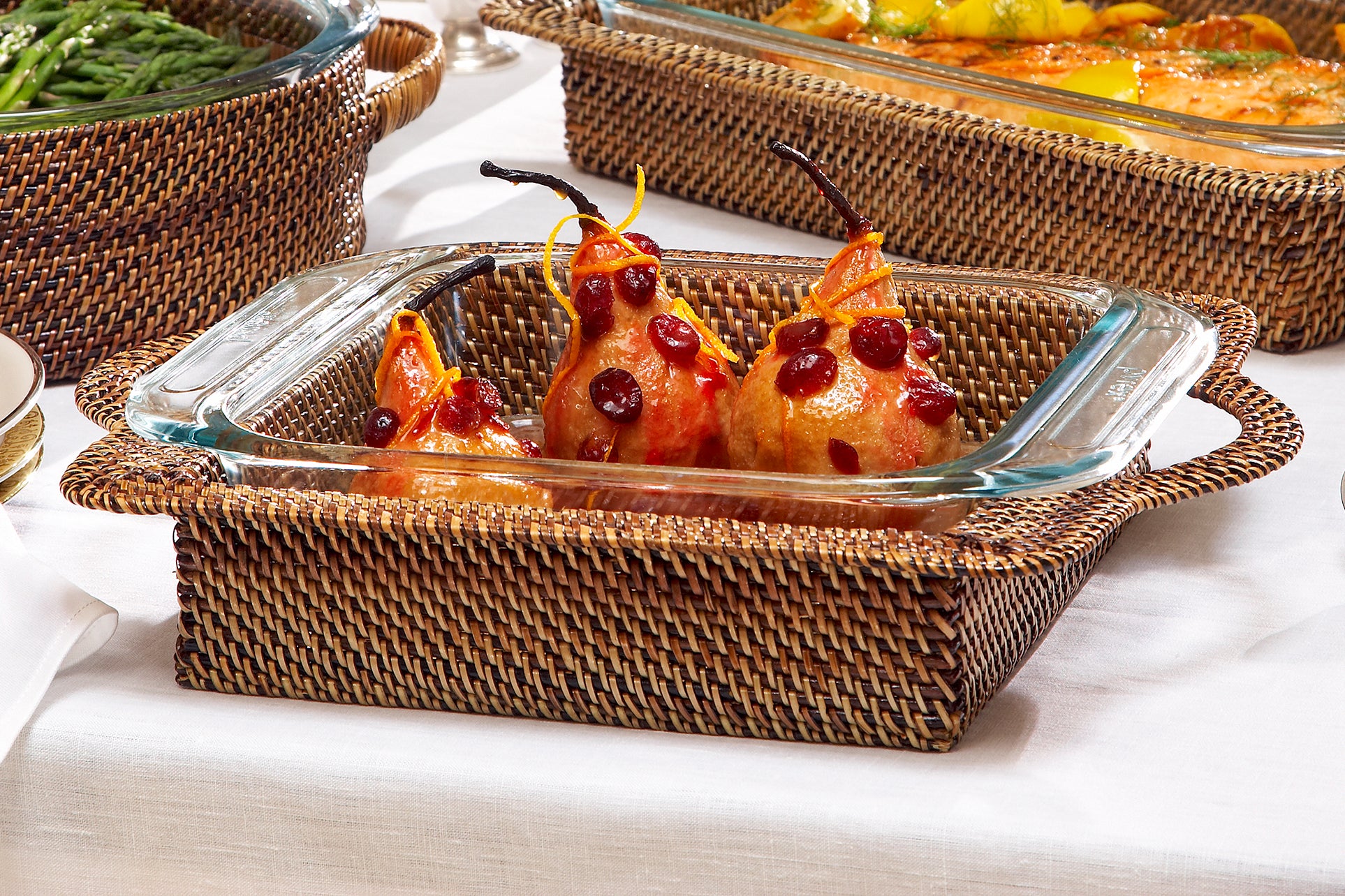 Square Rattan Holder INCLUDES 8 x 8 baking dish