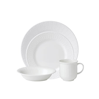 Nantucket Basket 4 piece place setting