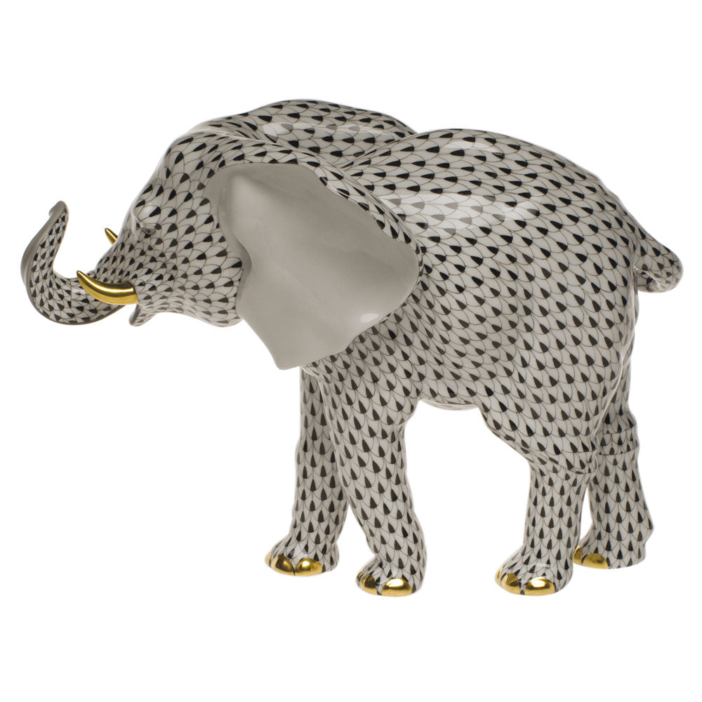 Herend Fishnet Black Large Elephant 9.5"h