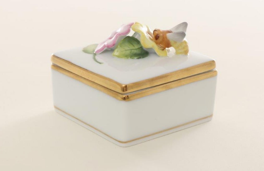 Square Box with Honeybee