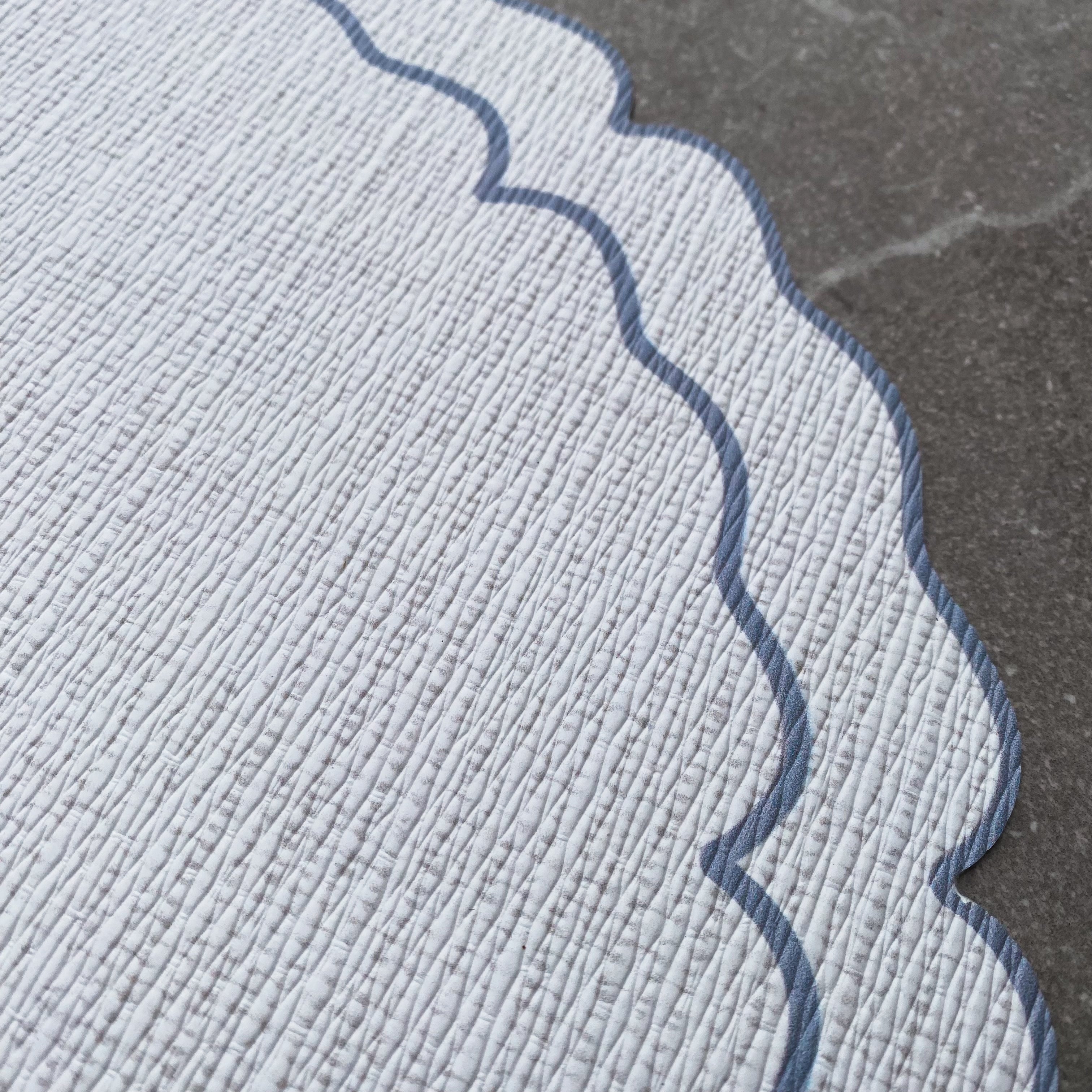 Scalloped Round Vinilo Placemats