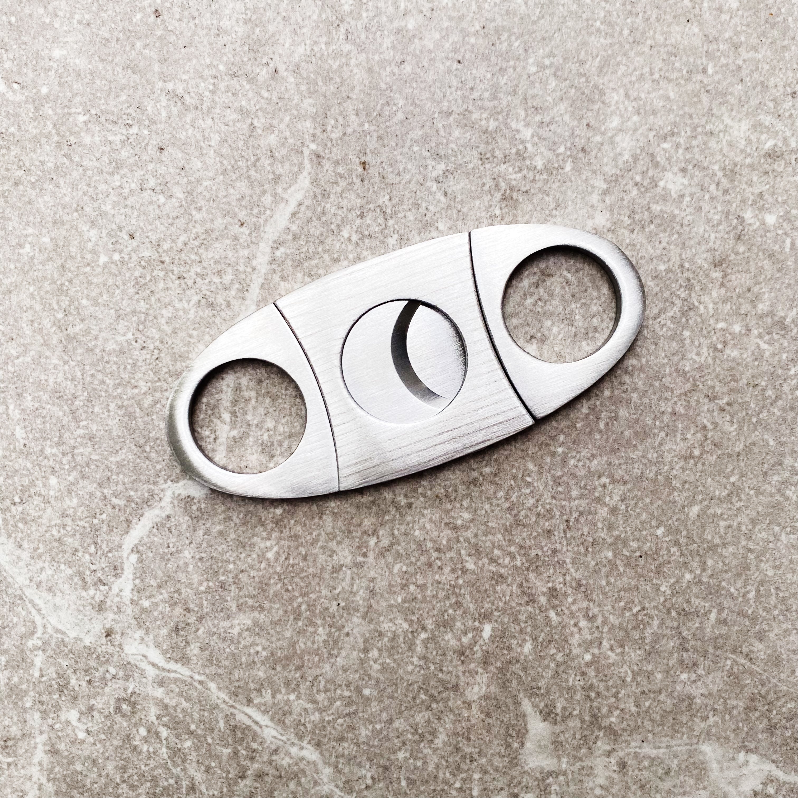 Cigar Cutter with Pouch