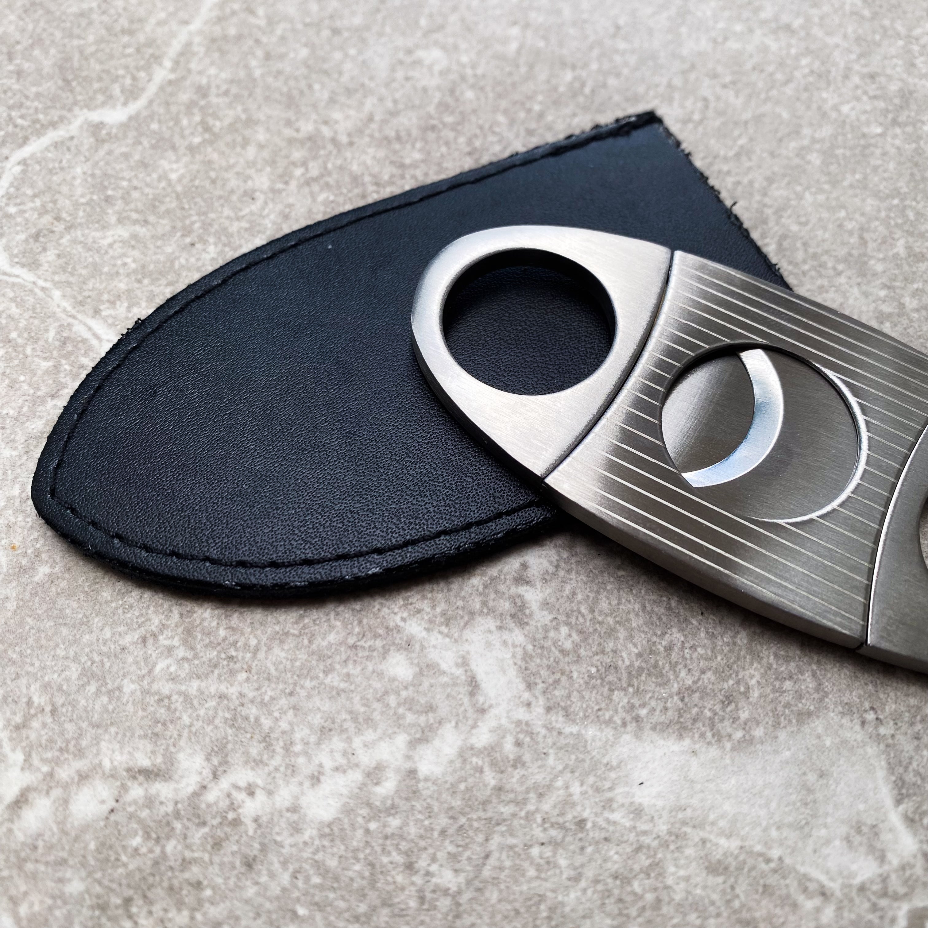 Cigar Cutter with Pouch