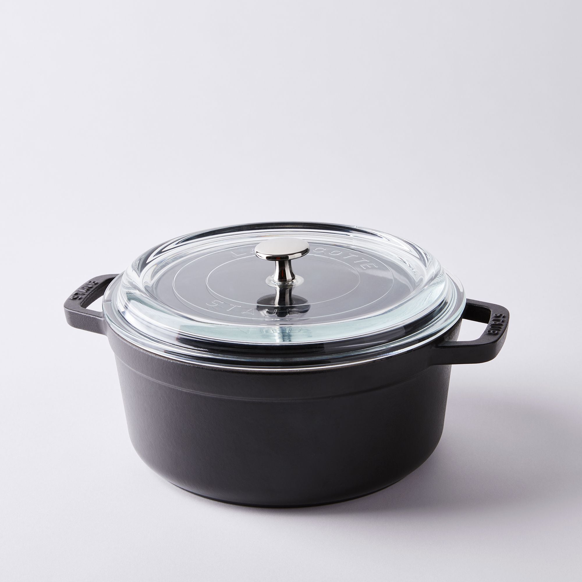 Staub Cocotte Round 4 qt. with glass lid