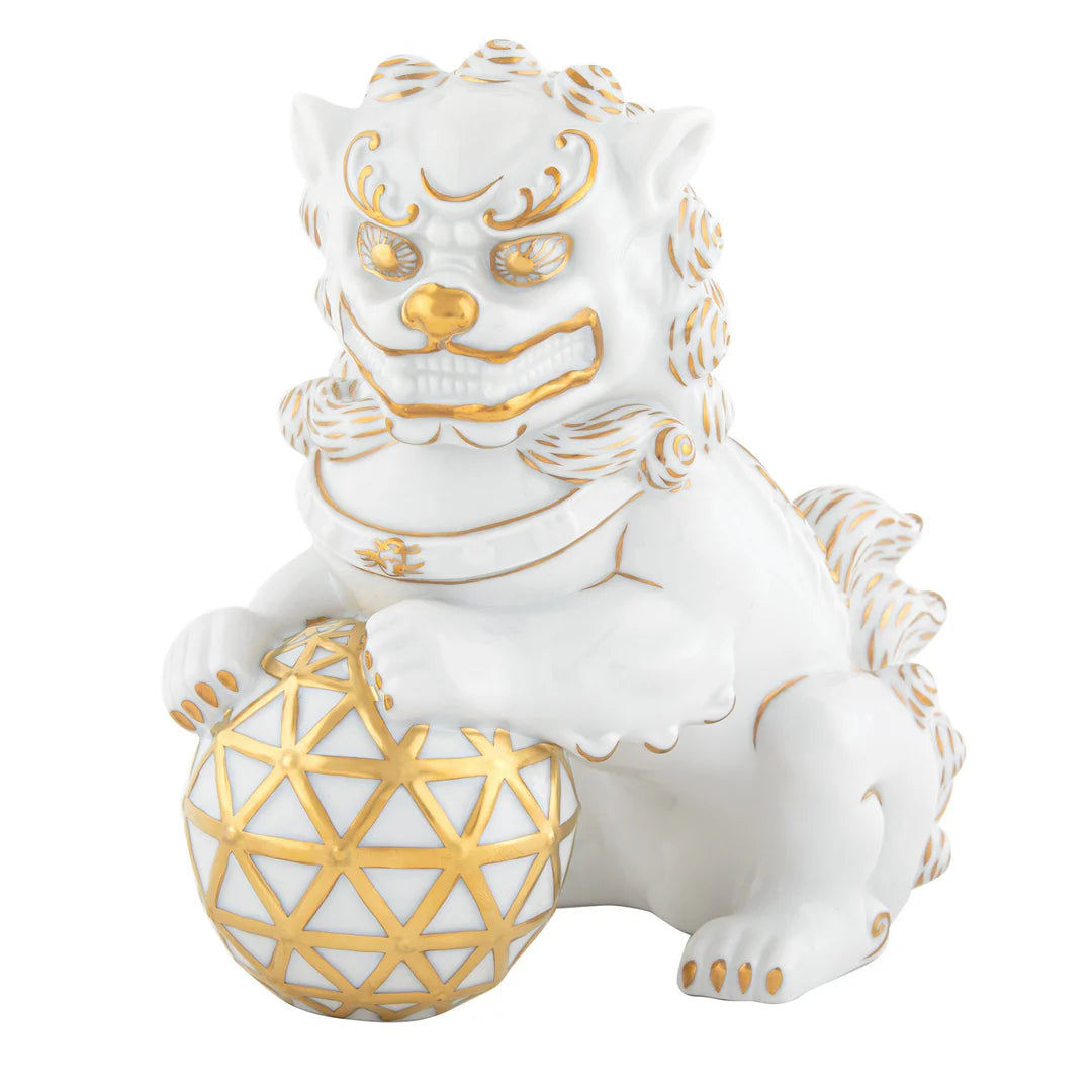 Foo Dog Looking Left