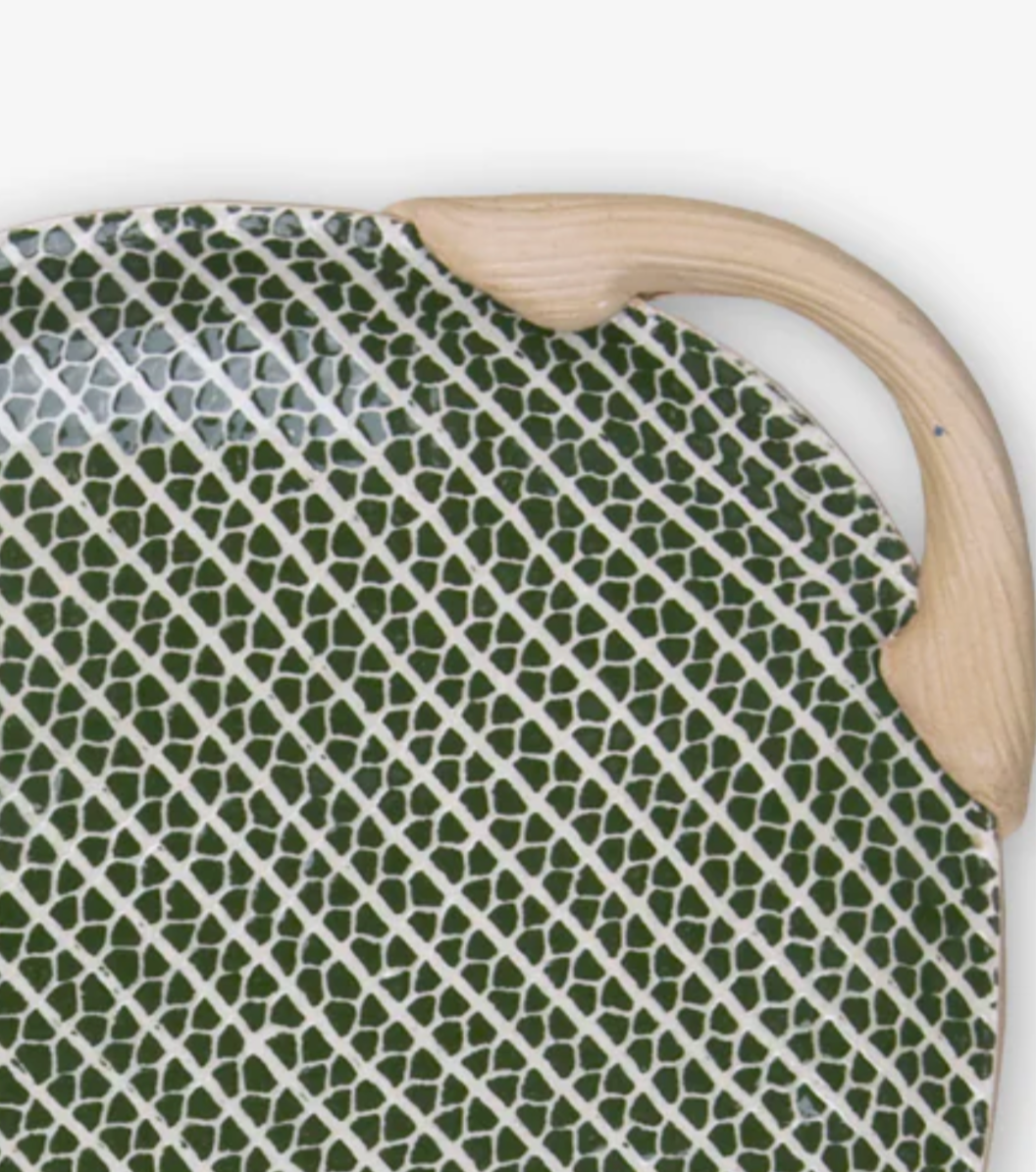 Pine Vegetable Bowl w/Handles 9"