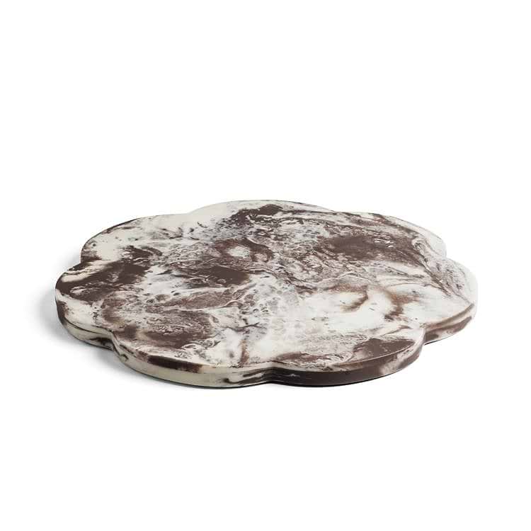 Scallop Resin Board - Chocolate