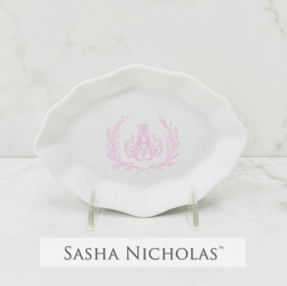 Scalloped Trinket Dish - Monogrammed