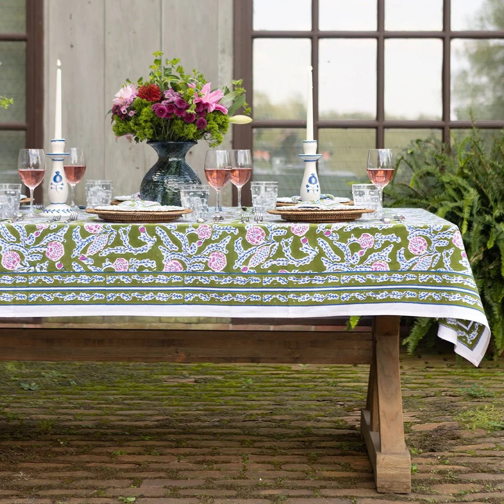 Climbing Dahlia Lavender & Fern Tablecloth