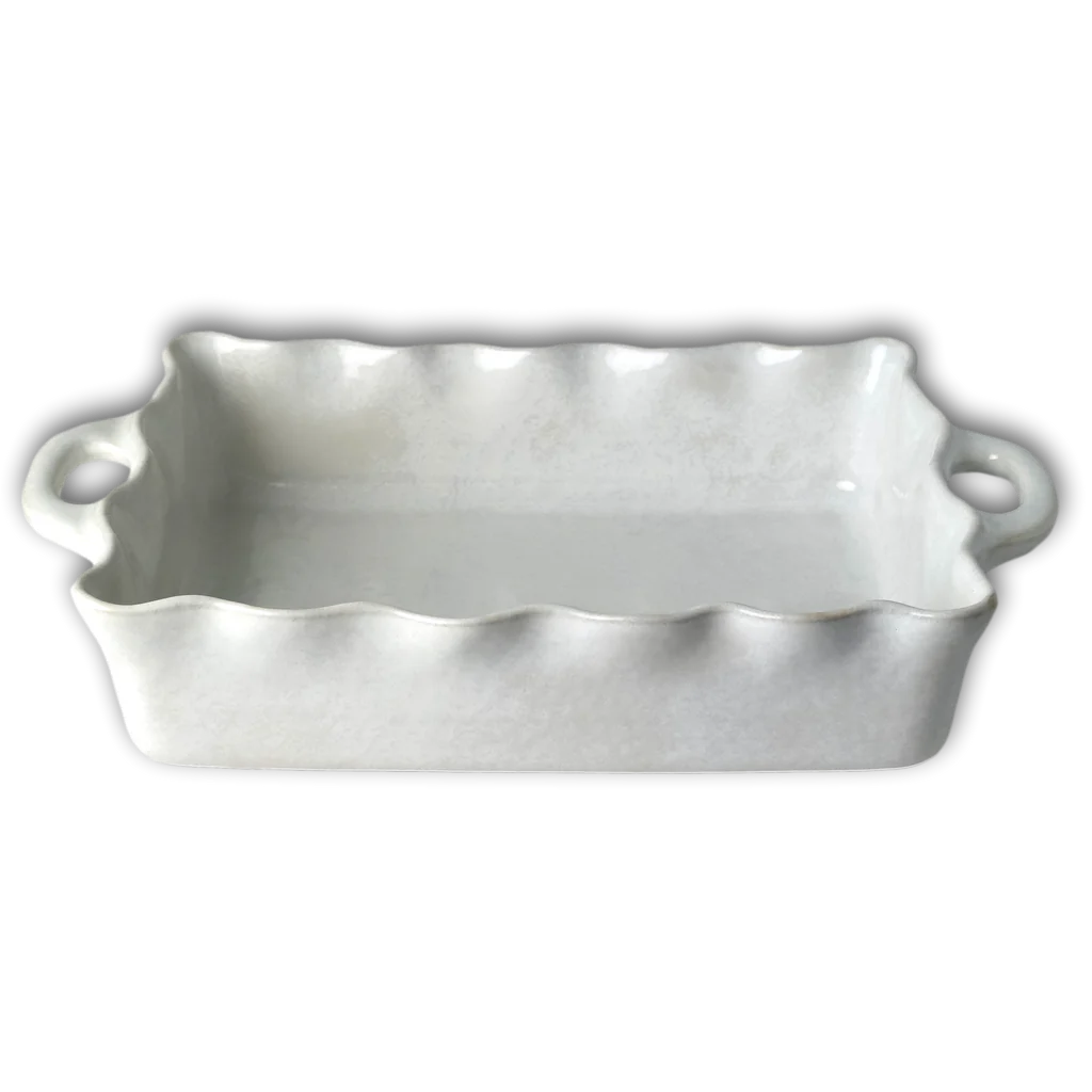 Cozina Large Ruffled Baker - White