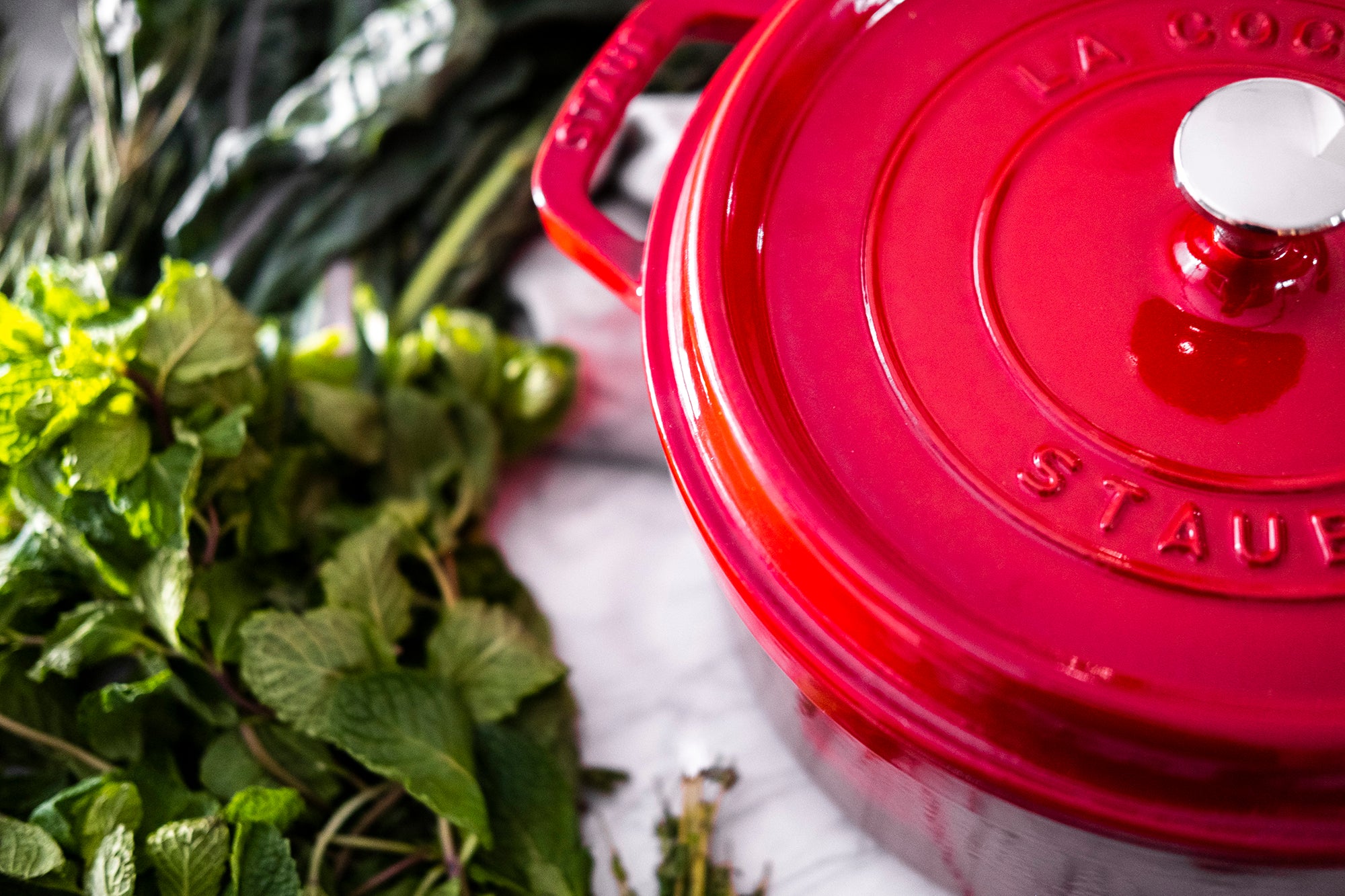  Staub Cast Iron 7-qt Round Cocotte - Cherry, Made in France: Dutch  Ovens: Home & Kitchen