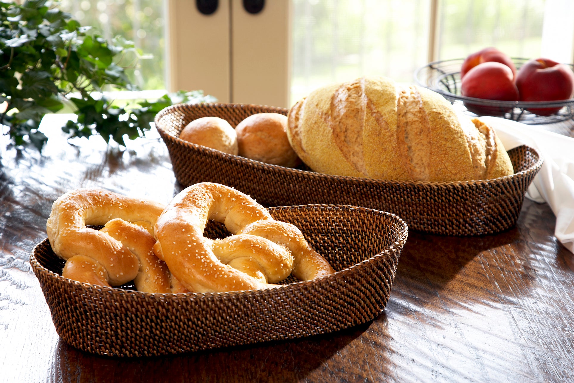 Oval Bread Basket with Edging, Small