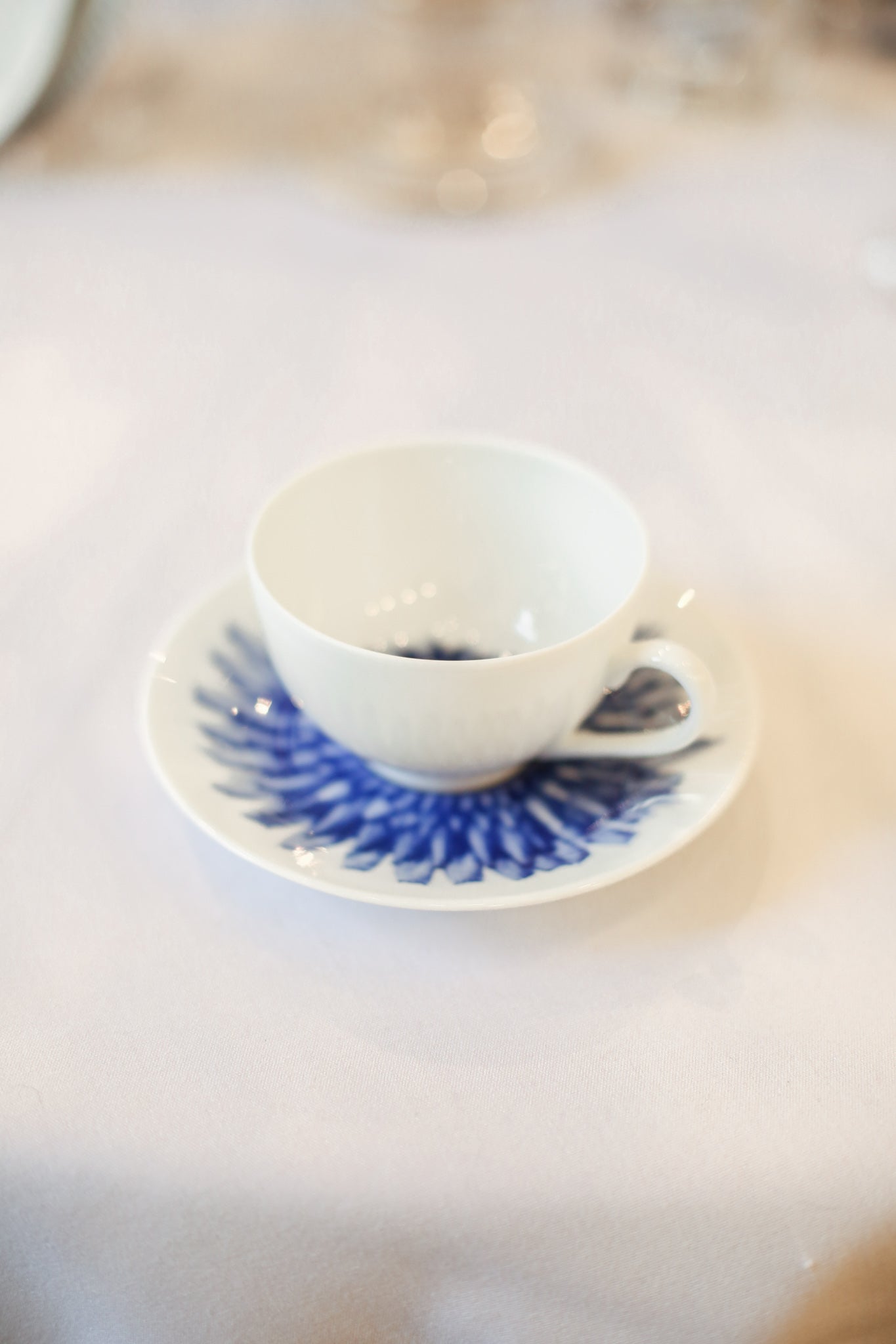 In Bloom Tea Saucer (Boule Shape)