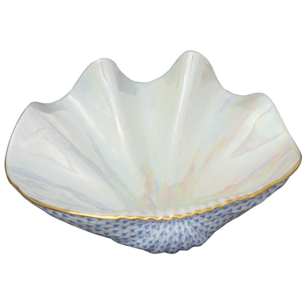Herend Shaded Vhb Giant Clam 8"l X 10.25"w