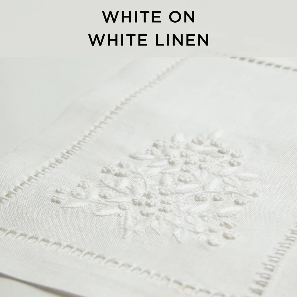 Jardin Cocktail Napkin White on White Set/4